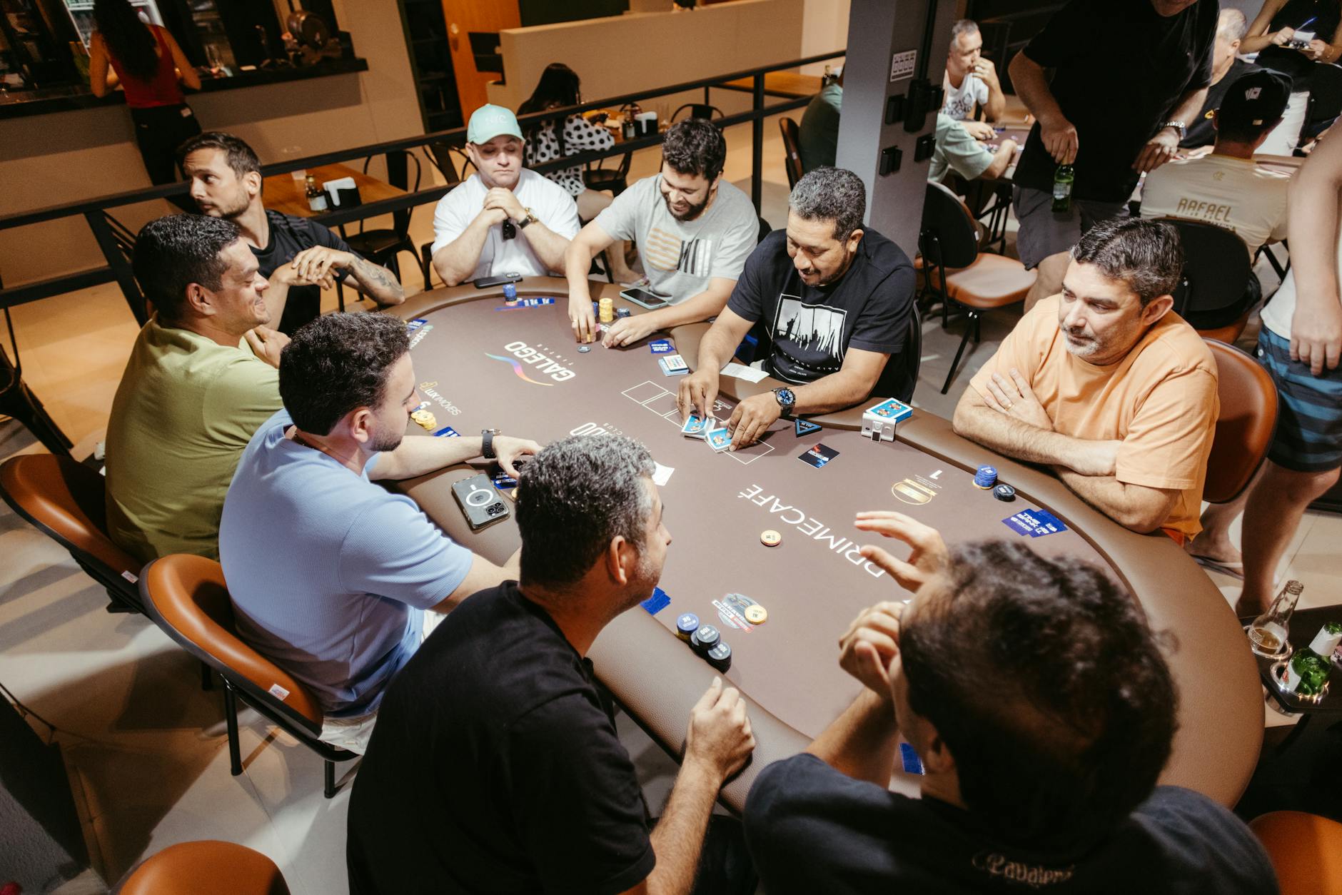 Baccarat có thắng được không? Có, nhưng cần hiểu đúng chữ “thắng”
